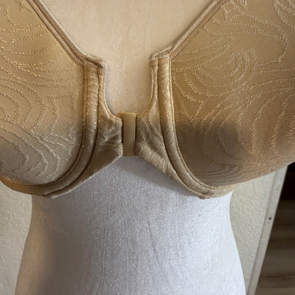 Bali Bra Women 38DD Beige Front Close Underwire Jacquard Floral 3P66 Comfort - Picture 3 of 7